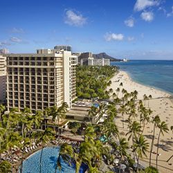 Hilton_Hawaiian_Village_Exterior